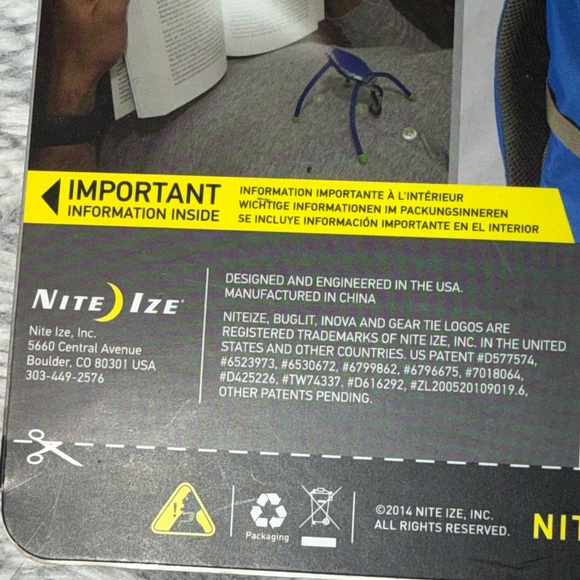 BugLit LED Micro Flashlight - Red - Picture 12 of 16